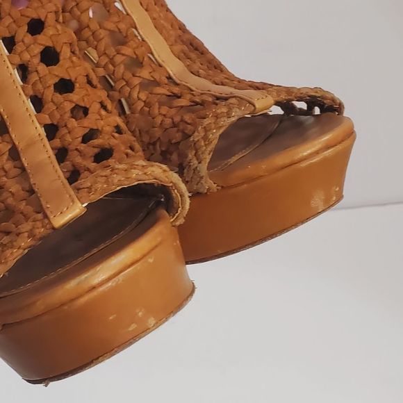 Mark & James by  Badgley Mishka tan leather high platform wedge sandals size 8 - Picture 7 of 13